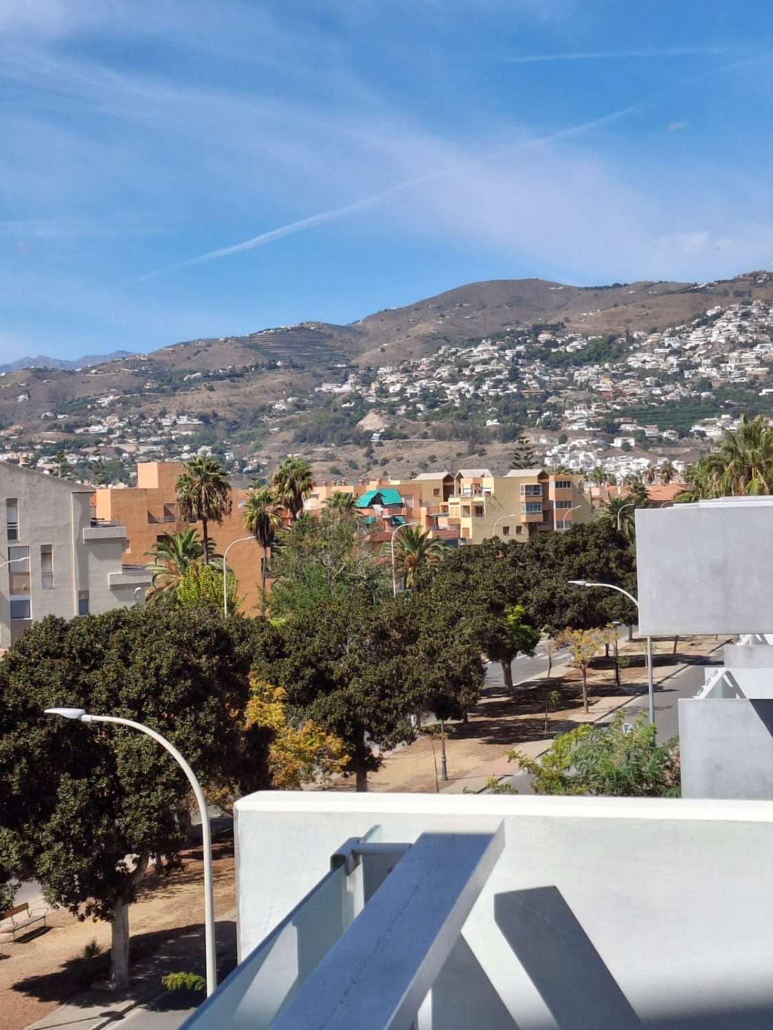 Magnifica vivienda de tres dormitorios en la Playa de Salobreña