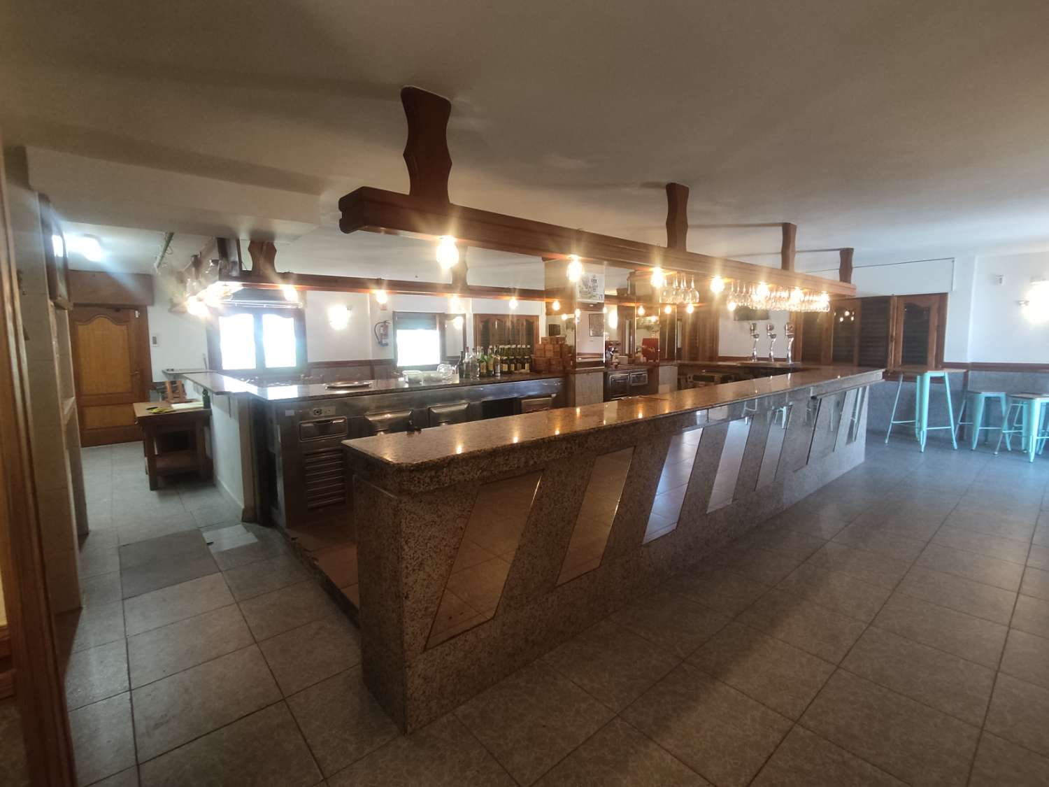 Bar for rent in Salobreña Costa